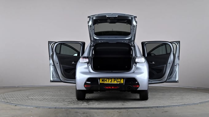 2023 Peugeot 208