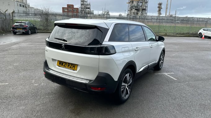 2021 Peugeot 5008