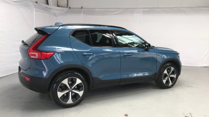 2022 Volvo Xc40