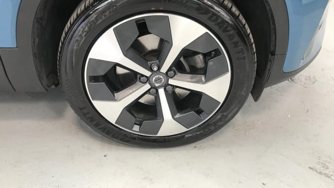 2022 Volvo Xc40
