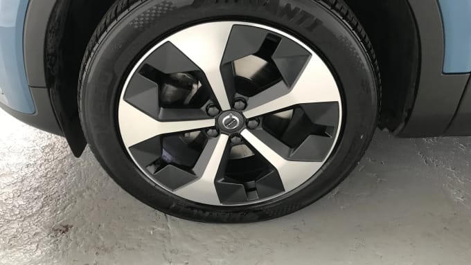 2022 Volvo Xc40