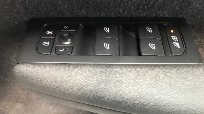 2022 Volvo Xc40