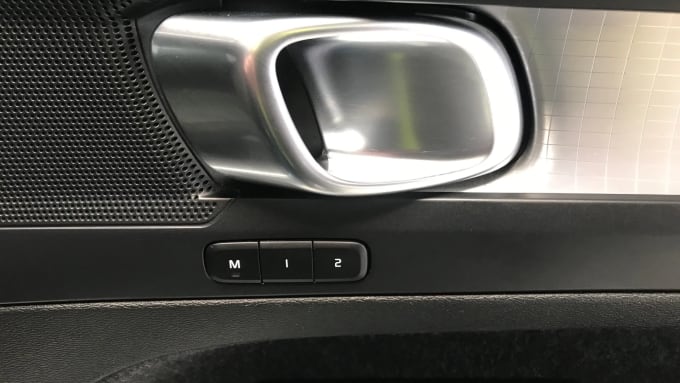 2022 Volvo Xc40