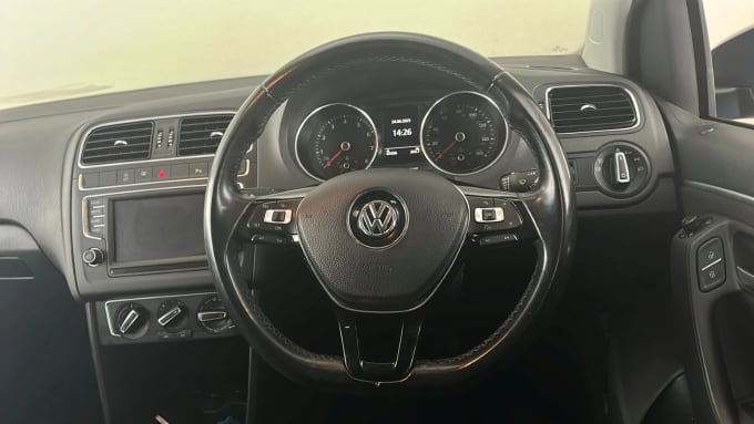 2017 Volkswagen Polo
