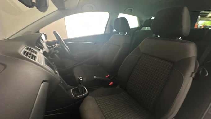 2017 Volkswagen Polo