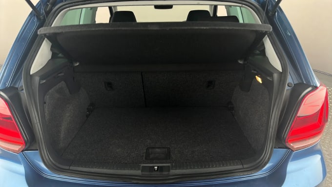 2017 Volkswagen Polo