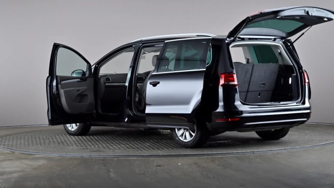 2021 Volkswagen Sharan
