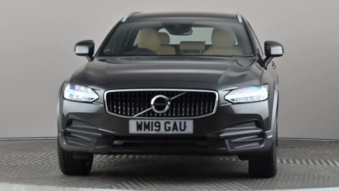2019 Volvo V90