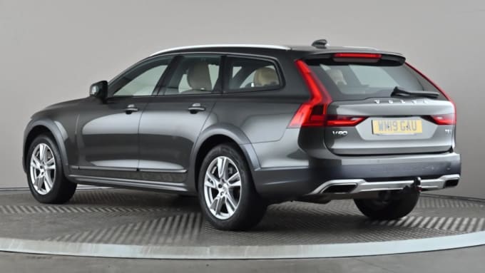 2019 Volvo V90