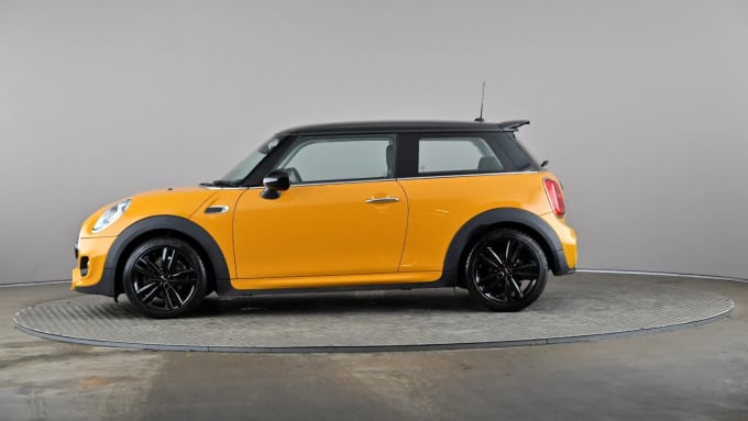 2018 Mini Hatch