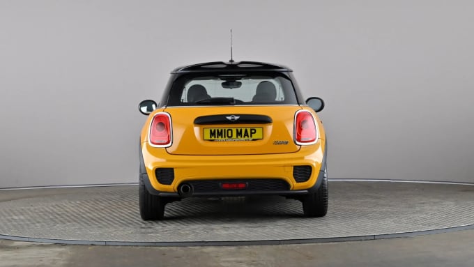 2018 Mini Hatch