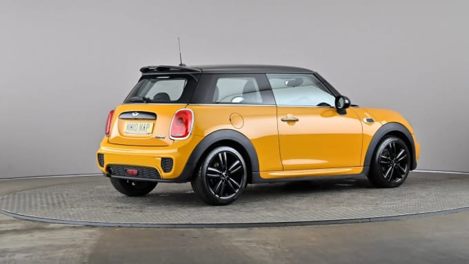 2018 Mini Hatch