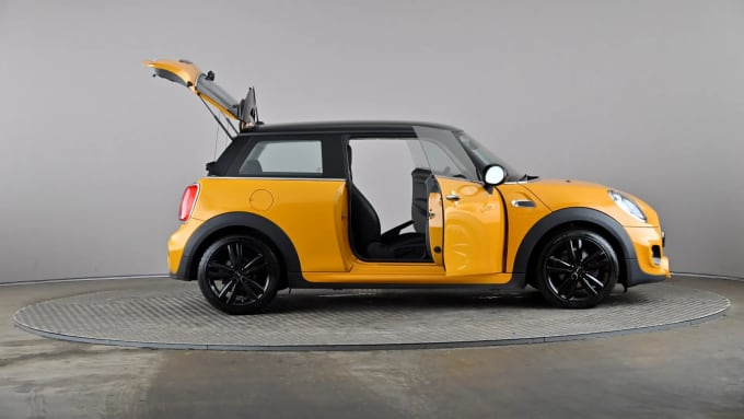 2018 Mini Hatch