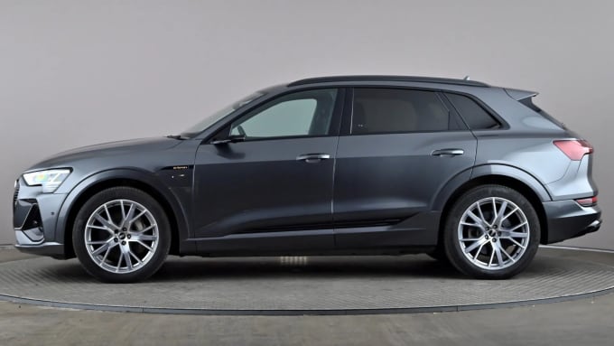 2021 Audi E-tron