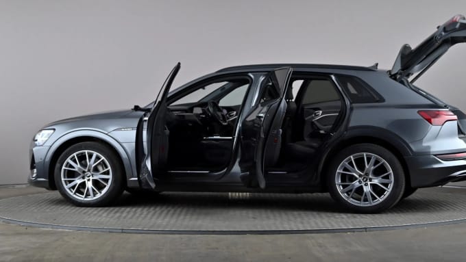 2021 Audi E-tron