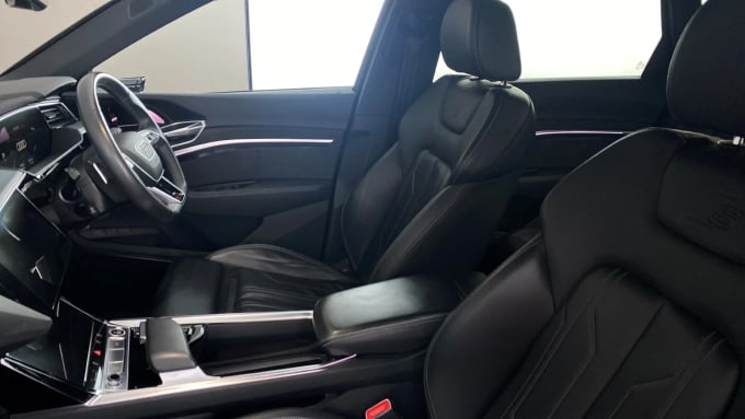 2021 Audi E-tron