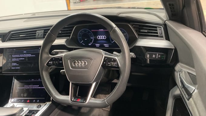 2021 Audi E-tron