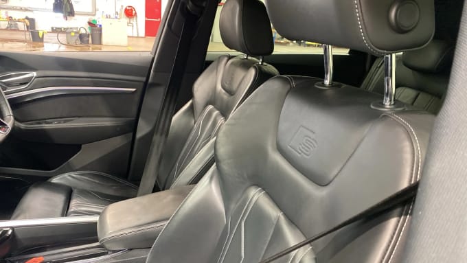 2021 Audi E-tron