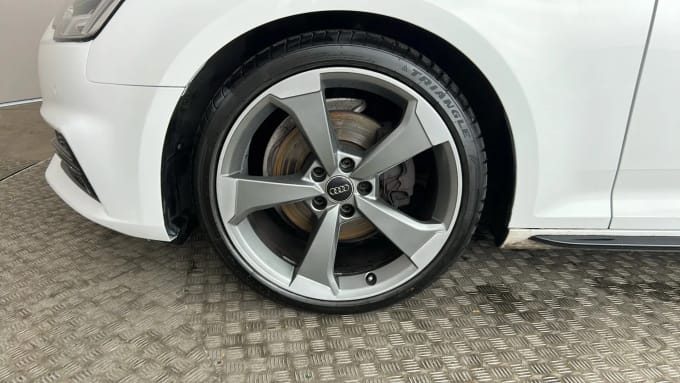 2017 Audi A4