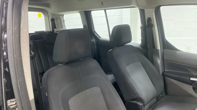 2022 Ford Grand Tourneo Connect