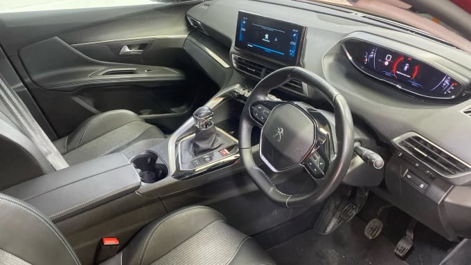 2022 Peugeot 3008