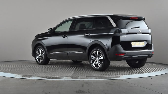2022 Peugeot 5008