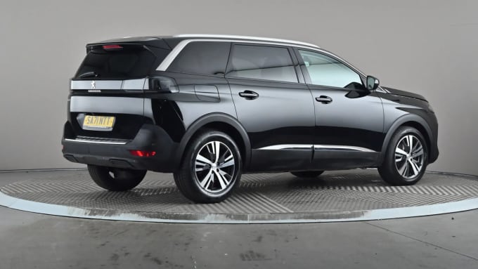 2022 Peugeot 5008