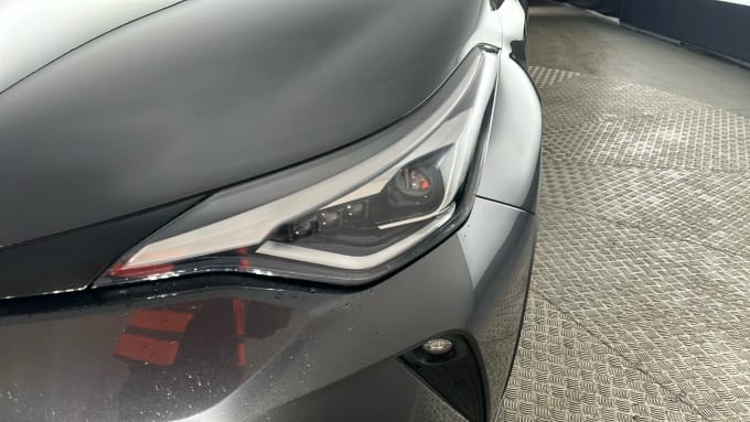 2022 Toyota C-hr