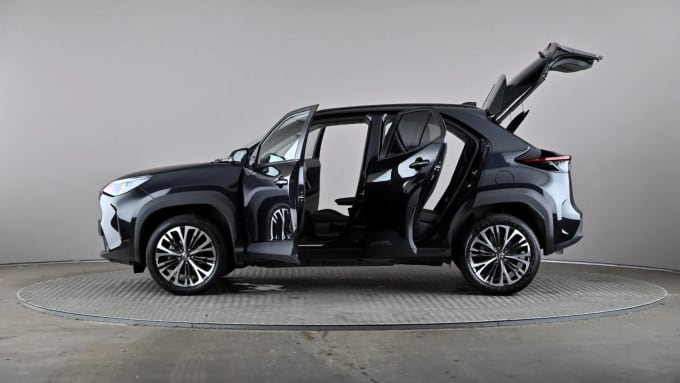 2024 Toyota Yaris Cross