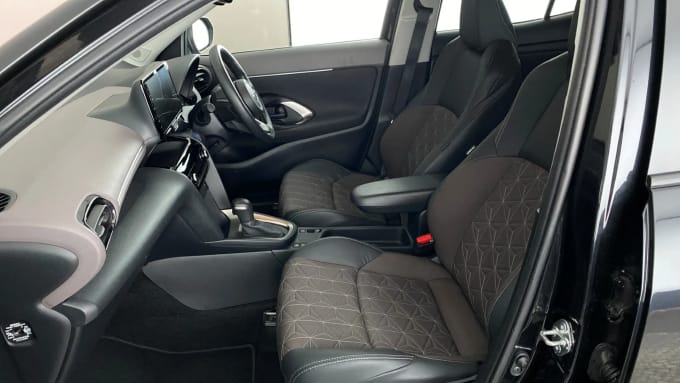 2024 Toyota Yaris Cross