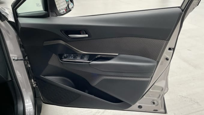 2021 Toyota C-hr
