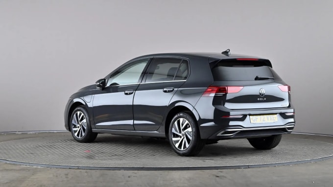 2022 Volkswagen Golf