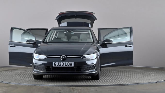 2023 Volkswagen Golf