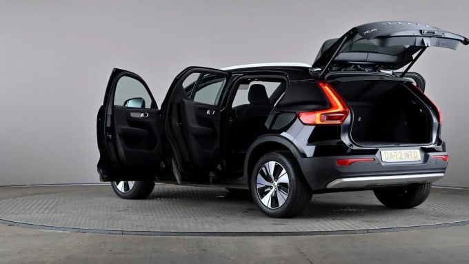 2022 Volvo Xc40