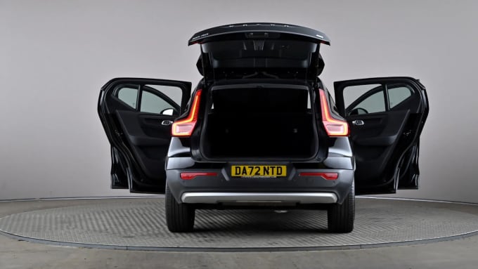 2022 Volvo Xc40
