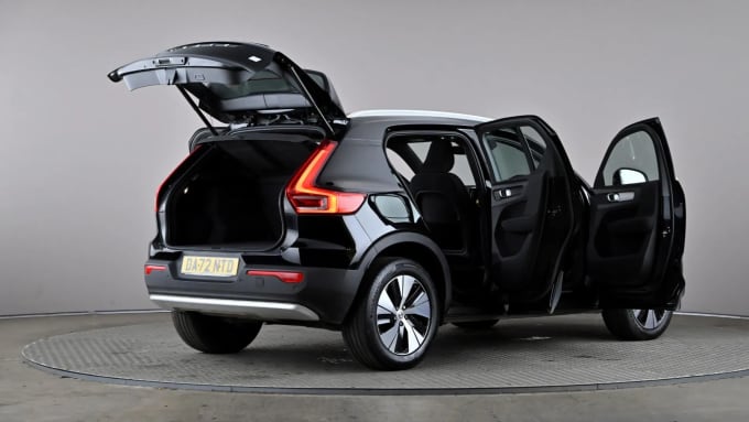 2022 Volvo Xc40