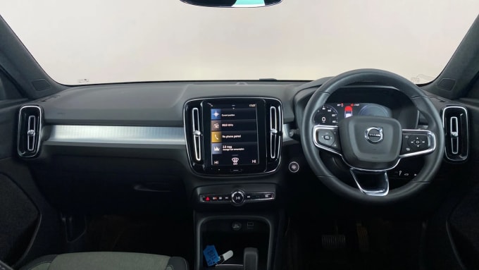 2022 Volvo Xc40