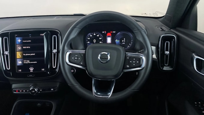 2022 Volvo Xc40