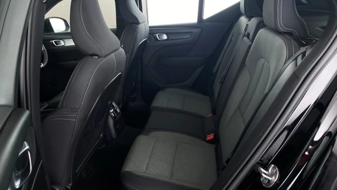 2022 Volvo Xc40