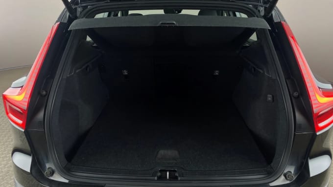 2022 Volvo Xc40