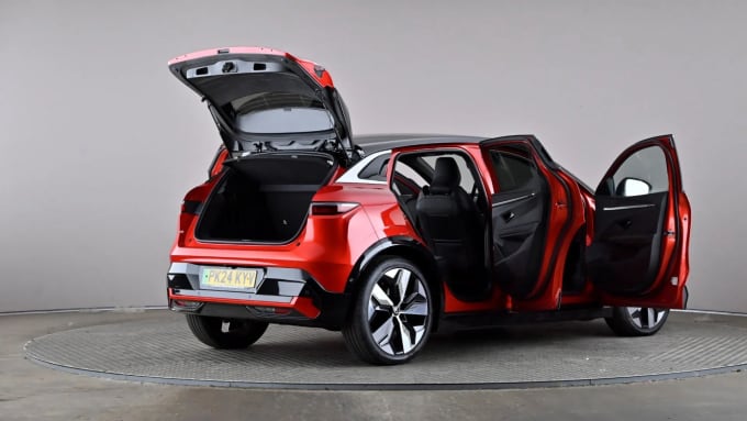2024 Renault Megane E-tech