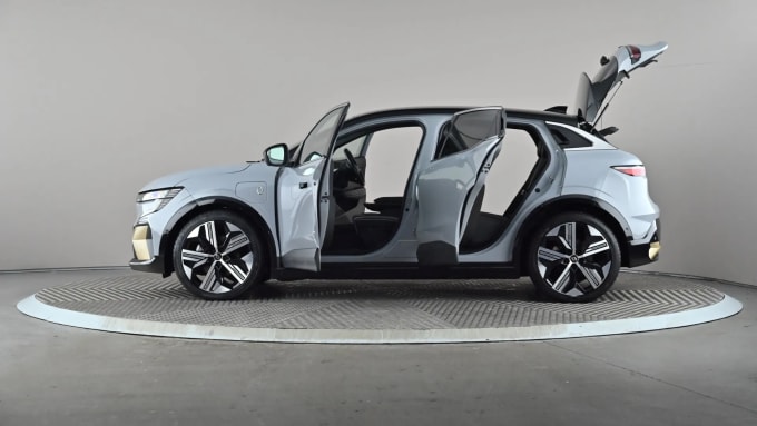 2023 Renault Megane E-tech