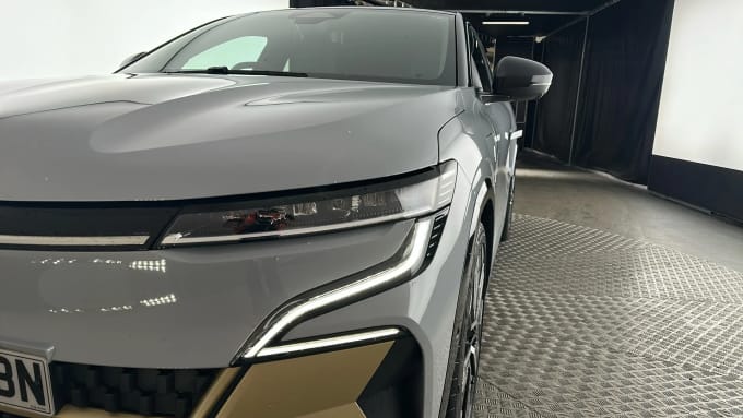 2023 Renault Megane E-tech
