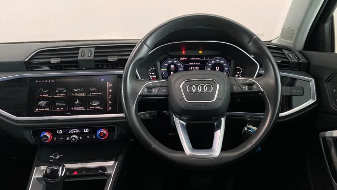 2022 Audi Q3