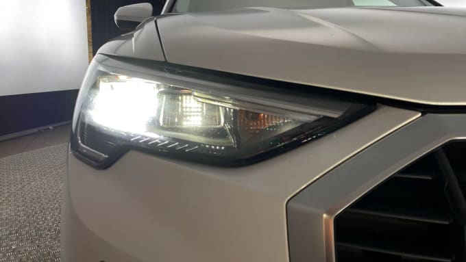 2022 Audi Q3