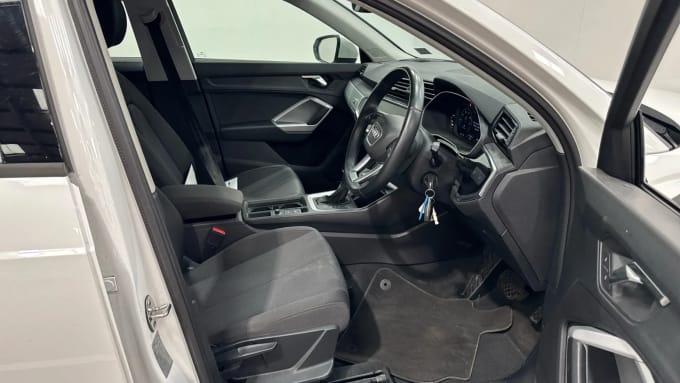 2022 Audi Q3
