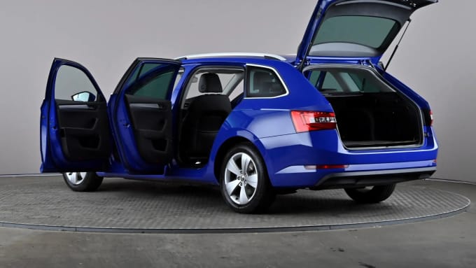 2021 Skoda Superb