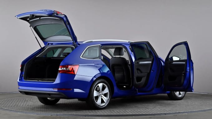 2021 Skoda Superb