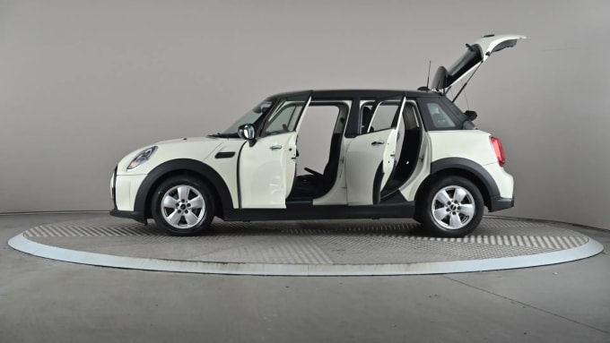 2022 Mini Hatch