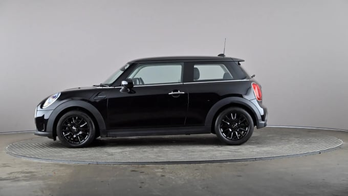 2022 Mini Hatch